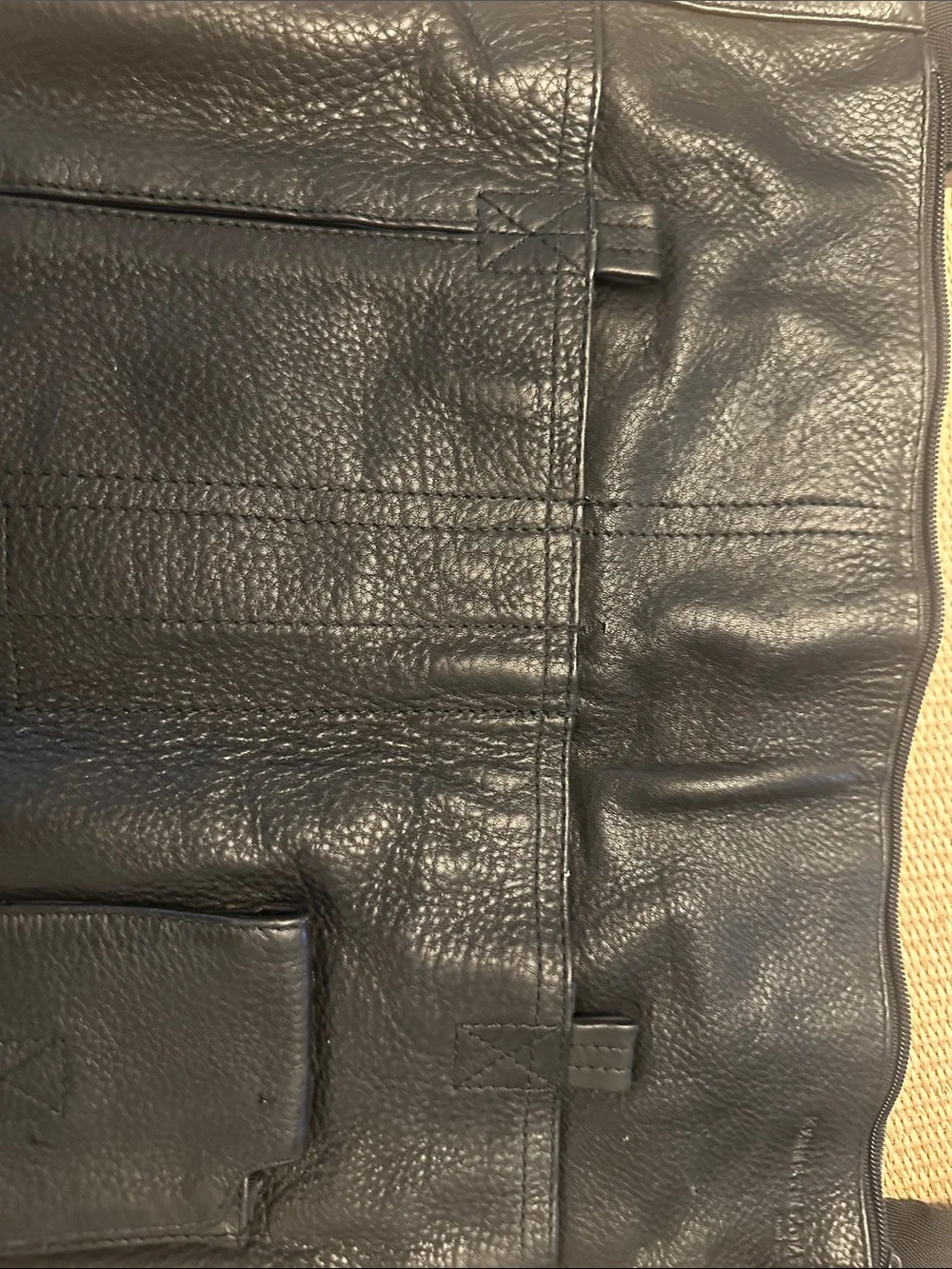 ✔️ Super nice Men’s Kenneth Cole Leather cross body messenger